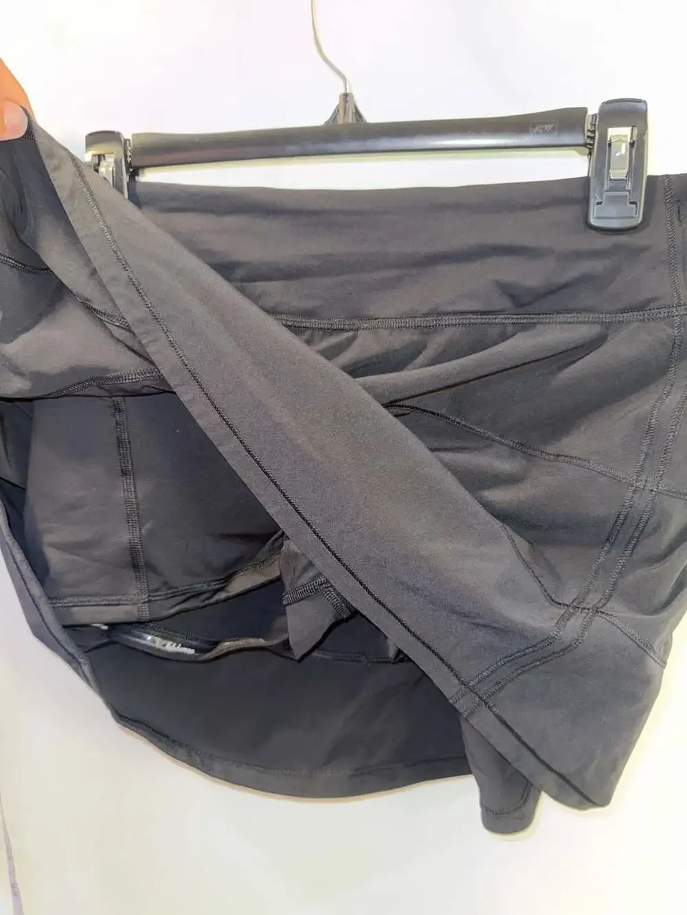 Lululemon Pace Rival Skirt Size 6 Black
